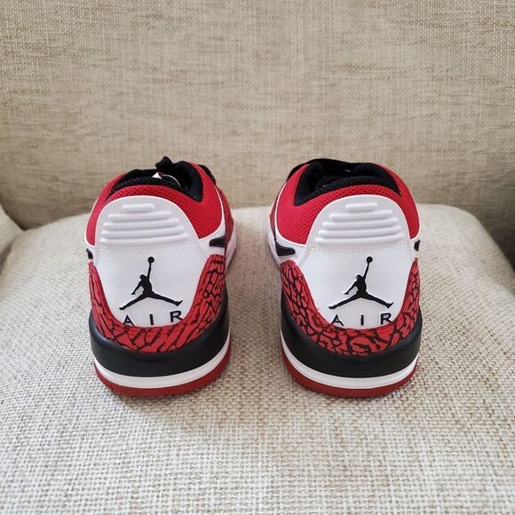 💥Nike💥 Kids Air Jordan Legacy 312 Low Sneaker - [White/Black/Gym Red] 4.5 - Picture 10 of 15